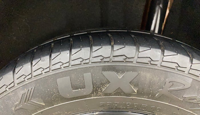 2018 Maruti Vitara Brezza ZDI PLUS AT DUAL TONE, Diesel, Automatic, 1,29,287 km, Left Rear Tyre Tread