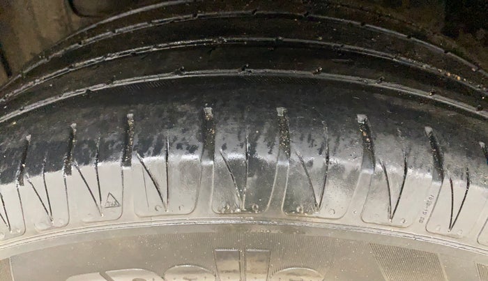 2020 Maruti S Cross ZETA 1.5, Petrol, Manual, 86,824 km, Left Front Tyre Tread