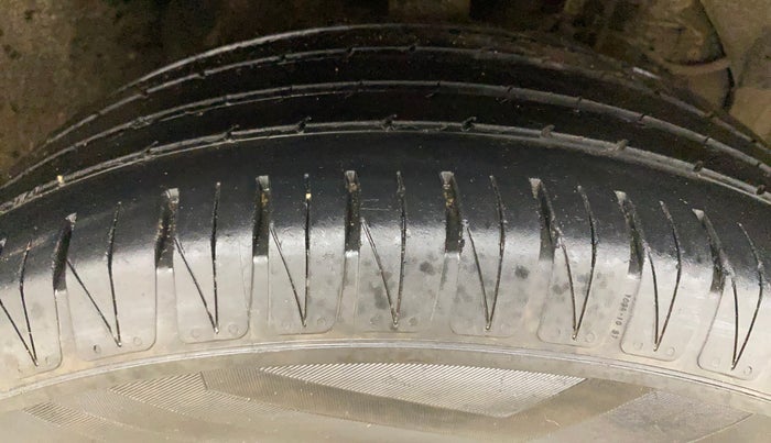 2020 Maruti S Cross ZETA 1.5, Petrol, Manual, 86,824 km, Right Front Tyre Tread