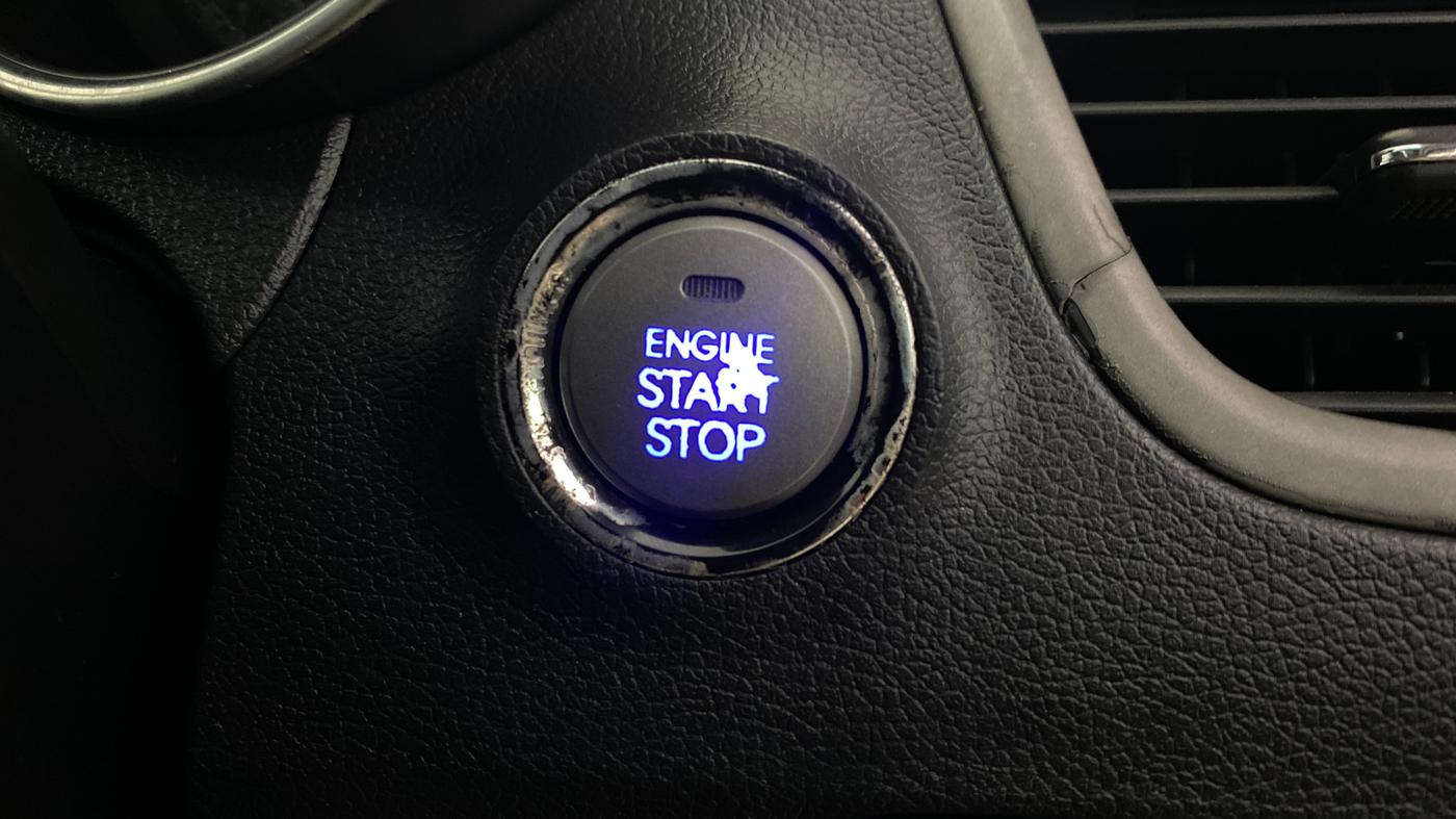 2016 Hyundai New Elantra 2.0 SX AT PETROL, Petrol, Automatic, 57,434 km, Keyless Start/ Stop Button