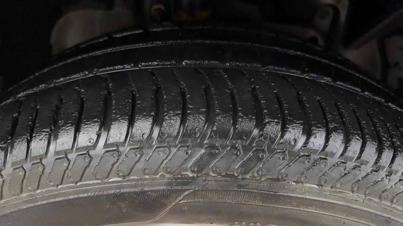 2016 Ford Ecosport TITANIUM 1.5L PETROL, Petrol, Manual, 62,111 km, Right Front Tyre Tread