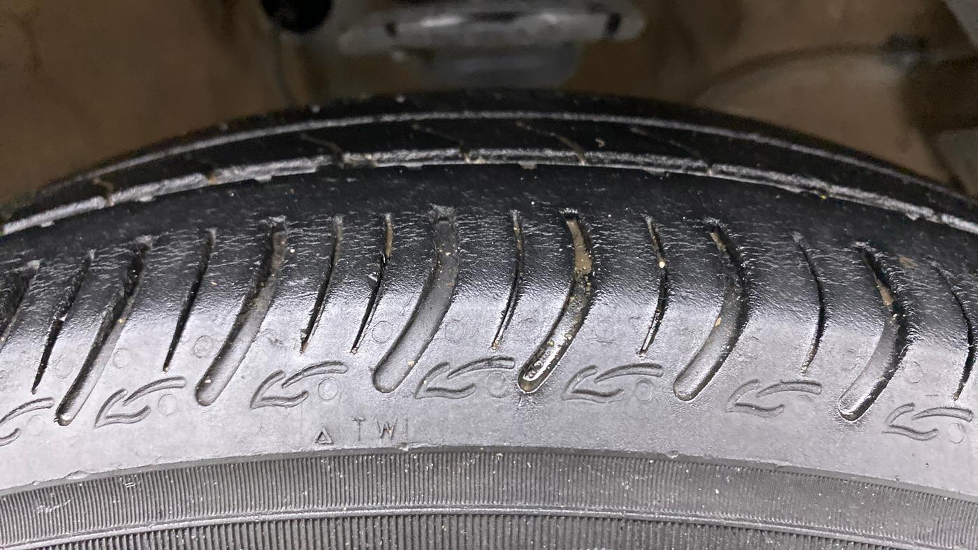 2021 Maruti S PRESSO VXI+, Petrol, Manual, 7,652 km, Right Front Tyre Tread