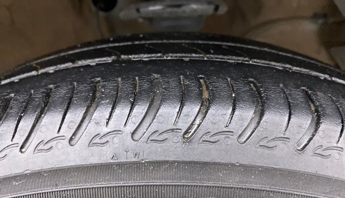 2021 Maruti S PRESSO VXI+, Petrol, Manual, 7,652 km, Right Front Tyre Tread