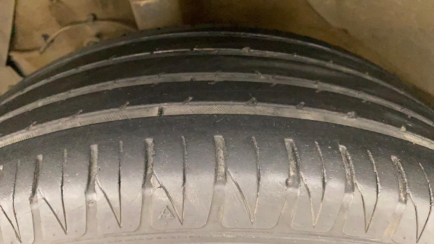 2020 Maruti Vitara Brezza ZXI PLUS, Petrol, Manual, 61,156 km, Left Front Tyre Tread