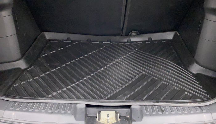2020 Maruti Vitara Brezza ZXI PLUS, Petrol, Manual, 61,156 km, Boot Inside