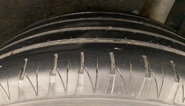 2020 Maruti Vitara Brezza ZXI PLUS, Petrol, Manual, 61,156 km, Left Rear Tyre Tread