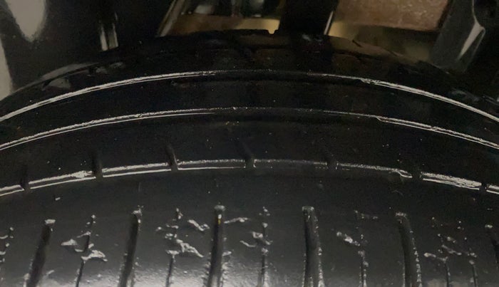 2019 Renault Captur PLATINE DIESEL DUAL TONE, Diesel, Manual, 56,720 km, Left Rear Tyre Tread