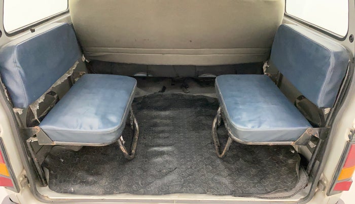 2015 Maruti Omni 5 STR, Petrol, Manual, 40,788 km, Third Seat Row ( optional )