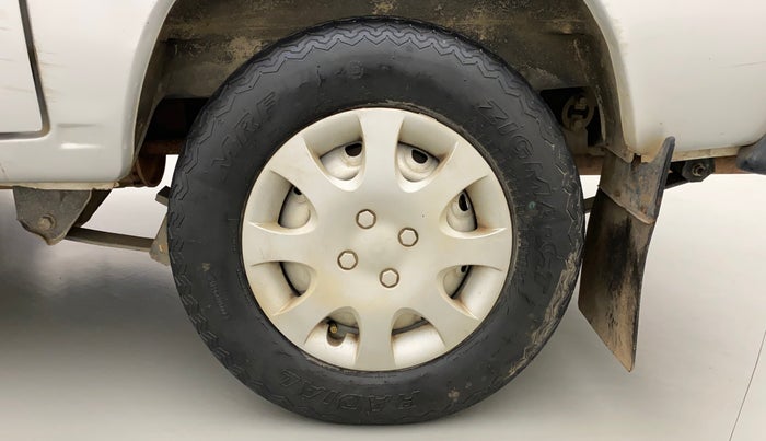 2015 Maruti Omni 5 STR, Petrol, Manual, 40,788 km, Left Rear Wheel