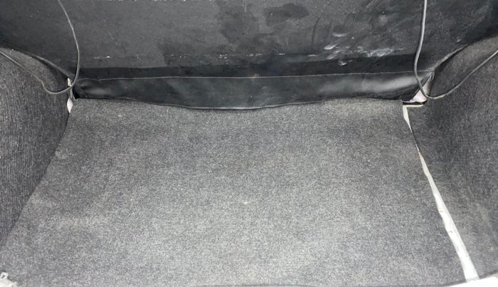 2014 Datsun Go T, Petrol, Manual, 61,446 km, Boot Inside