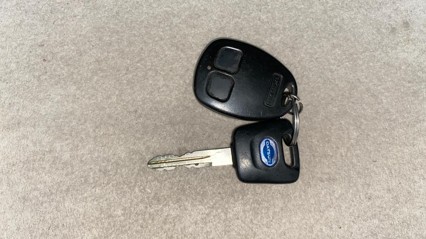 2014 Datsun Go T, Petrol, Manual, 61,499 km, Key Close Up