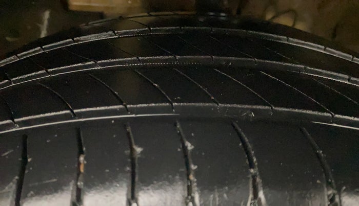 2023 Hyundai VENUE S 1.2, Petrol, Manual, 25,201 km, Left Front Tyre Tread
