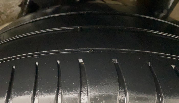 2023 Hyundai VENUE S 1.2, Petrol, Manual, 25,201 km, Left Rear Tyre Tread