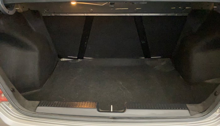 2020 Maruti Dzire ZXI AMT, Petrol, Automatic, 49,876 km, Boot Inside