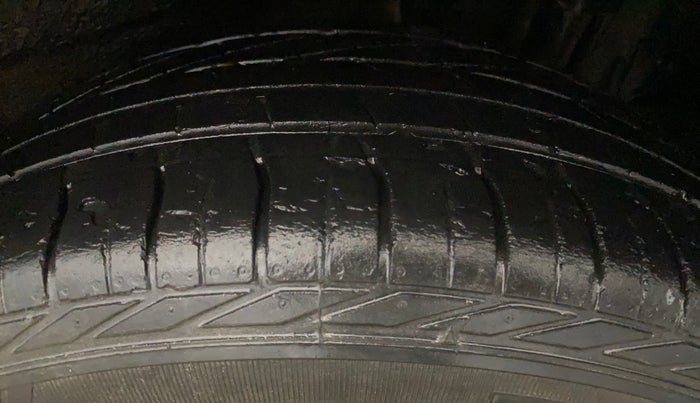 2020 Tata NEXON XMA PETROL, Petrol, Automatic, 34,903 km, Left Rear Tyre Tread
