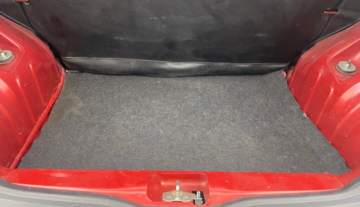 2019 Renault Kwid RXT 1.0 AMT, Petrol, Automatic, 29,568 km, Boot Inside