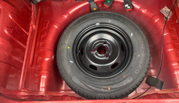 2019 Renault Kwid RXT 1.0 AMT, Petrol, Automatic, 29,568 km, Spare Tyre