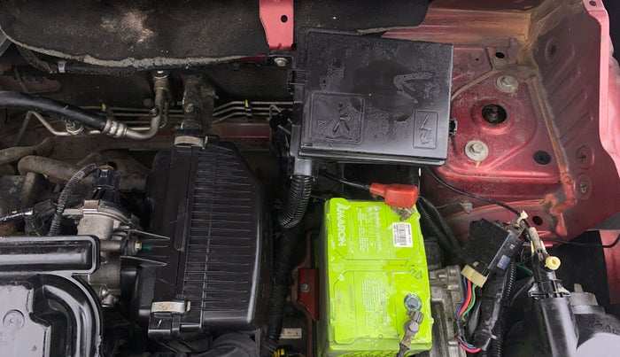 2019 Renault Kwid RXT 1.0 AMT, Petrol, Automatic, 29,568 km, Engine View - Left