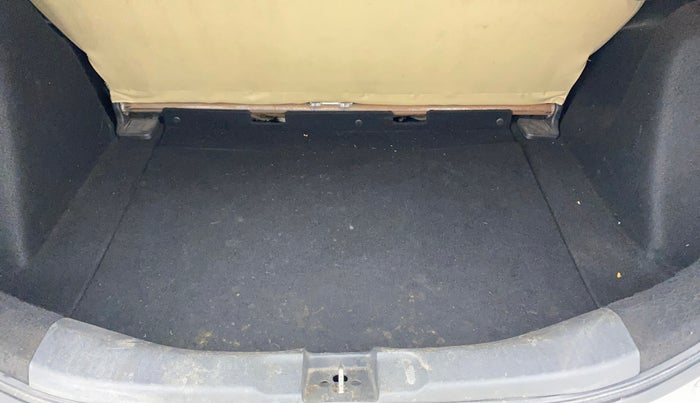 2017 Honda Jazz 1.2L I-VTEC V, Petrol, Manual, 39,097 km, Boot Inside