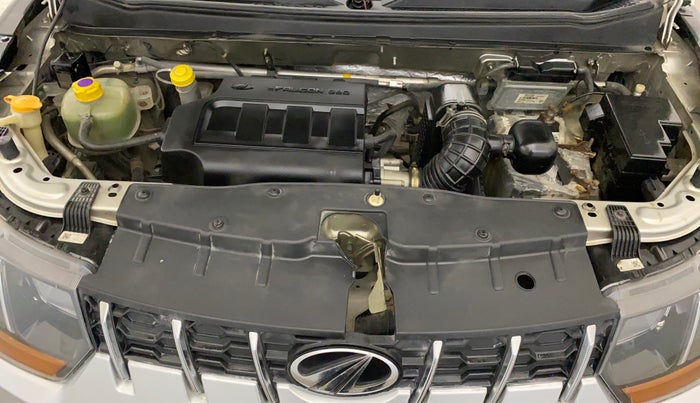 2018 Mahindra KUV 100 NXT K6+ P 6 STR, Petrol, Manual, 64,134 km, Engine View