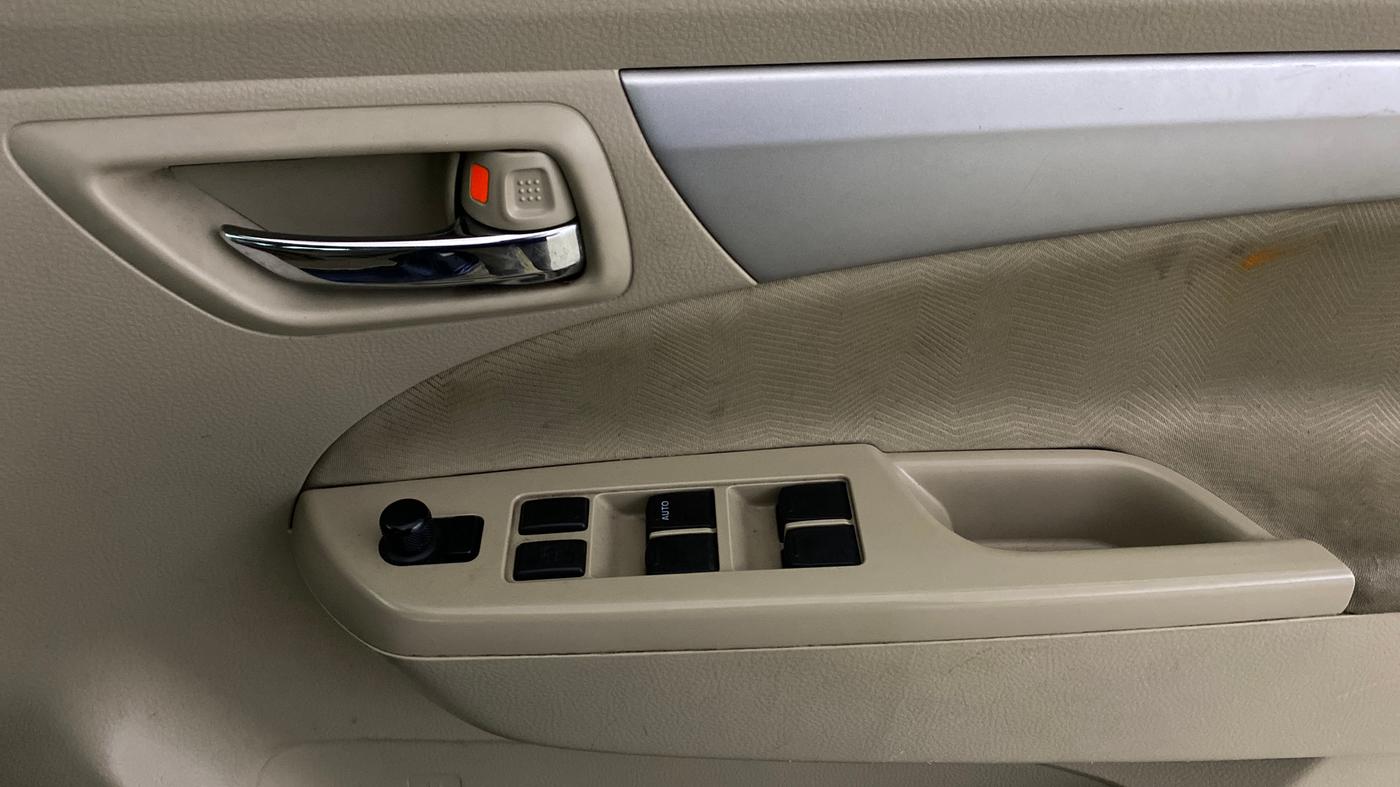 2018 Maruti Ertiga VXI CNG, CNG, Manual, 47,242 km, Driver Side Door Panels Control