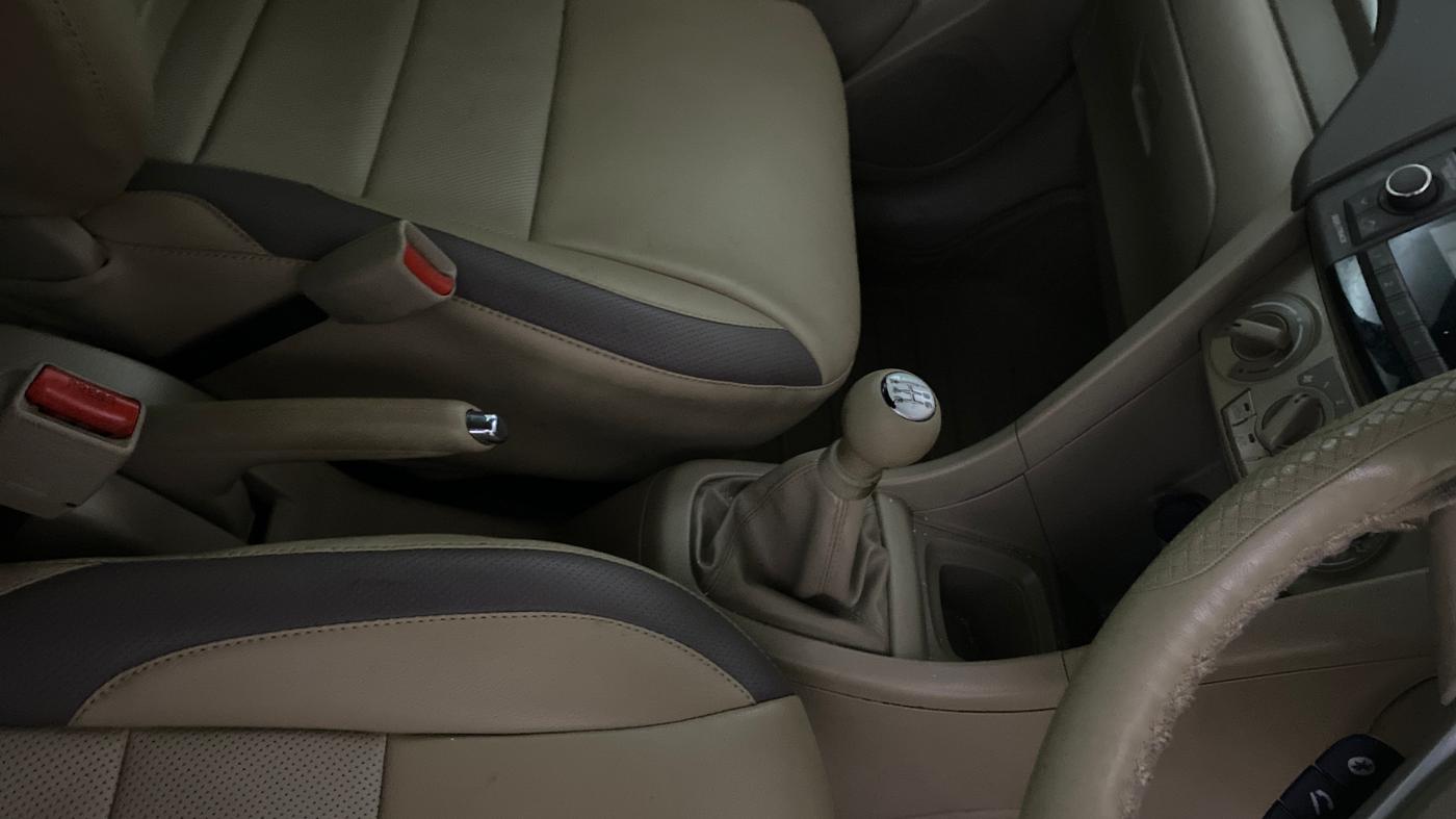 2018 Maruti Ertiga VXI CNG, CNG, Manual, 47,242 km, Gear Lever
