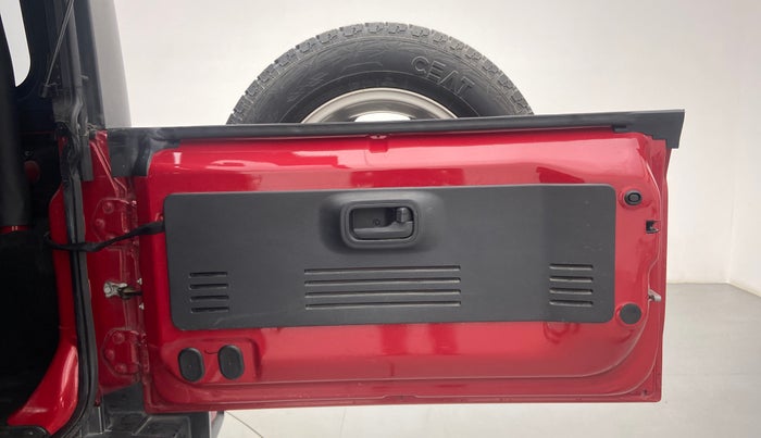 2020 Mahindra Thar LX D AT 4WD HT, Diesel, Automatic, 63,378 km, Boot Door Open