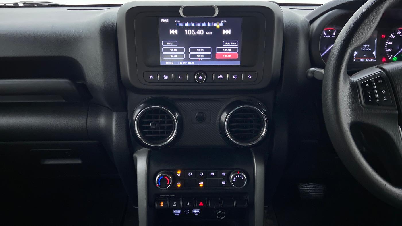 2020 Mahindra Thar LX D AT 4WD HT, Diesel, Automatic, 63,378 km, Air Conditioner