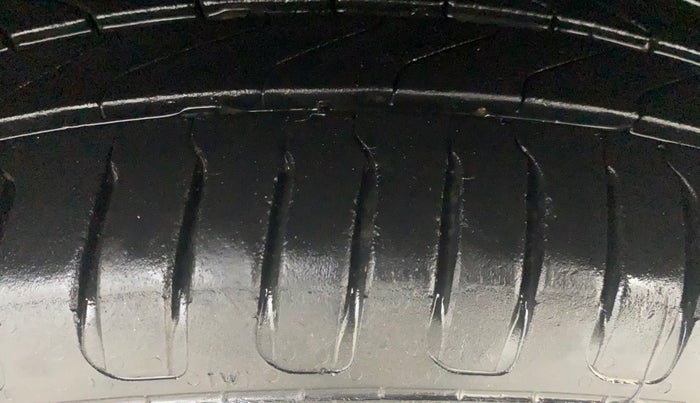 2019 Maruti Vitara Brezza VDI AMT, Diesel, Automatic, 57,051 km, Left Rear Tyre Tread
