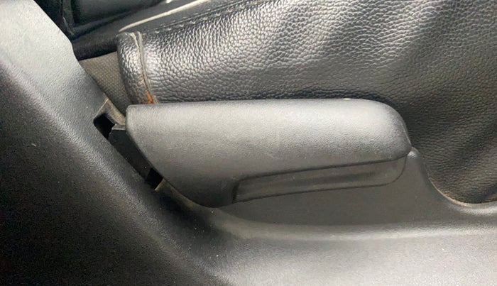2019 Maruti Vitara Brezza VDI AMT, Diesel, Automatic, 57,051 km, Driver Side Adjustment Panel
