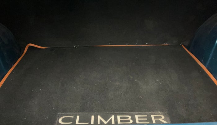 2020 Renault Kwid CLIMBER 1.0 AMT (O), Petrol, Automatic, 54,022 km, Boot Inside