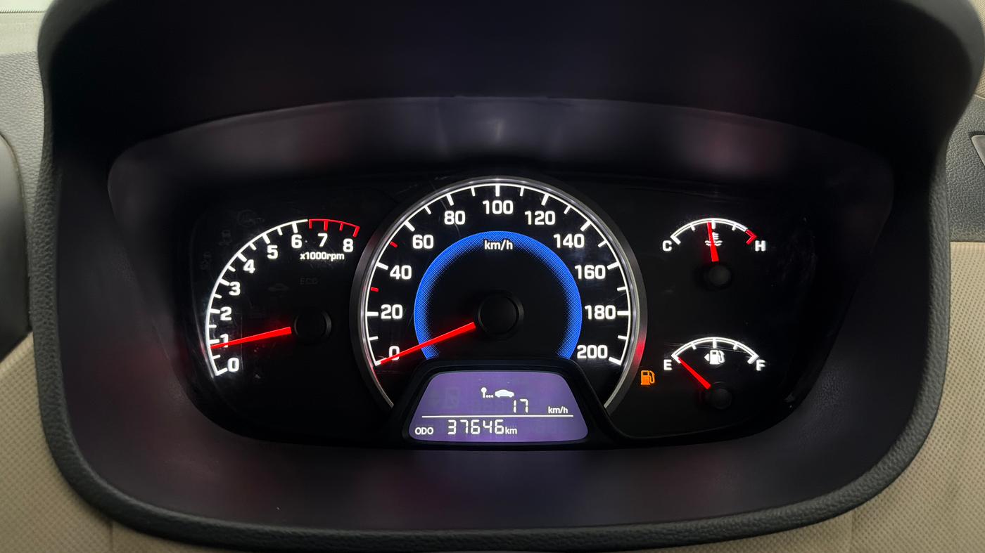 2018 Hyundai Grand i10 SPORTZ 1.2 KAPPA VTVT, Petrol, Manual, 37,601 km, Odometer Image