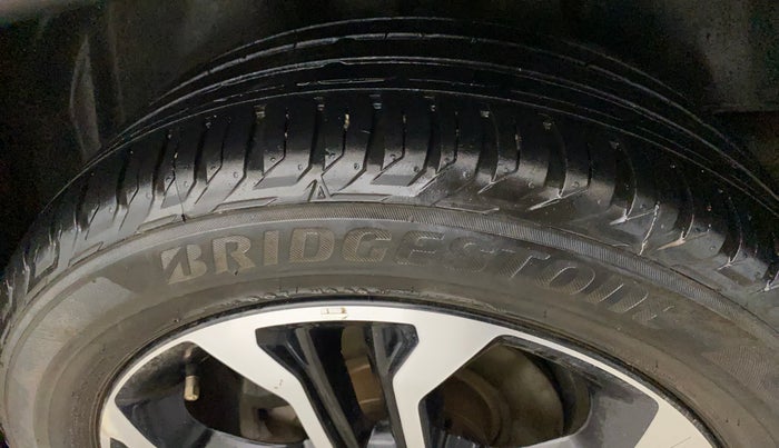 2020 Jeep Compass LIMITED PLUS PETROL AT, Petrol, Automatic, 81,155 km, Left Rear Tyre Tread