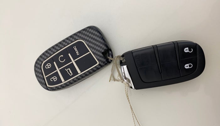 2020 Jeep Compass LIMITED PLUS PETROL AT, Petrol, Automatic, 81,155 km, Key Close Up