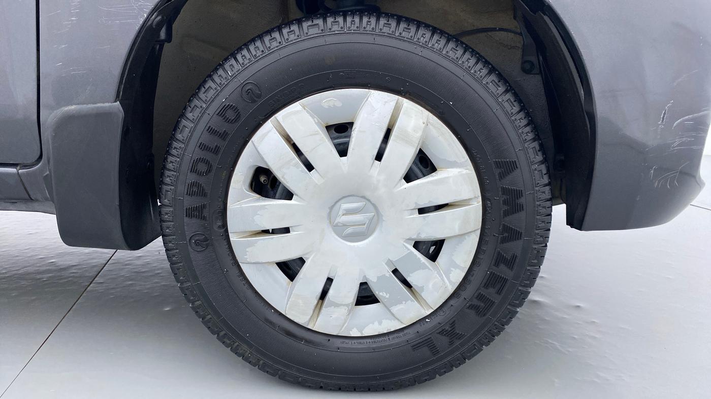 2019 Maruti Alto VXI, Petrol, Manual, 53,633 km, Right Front Wheel