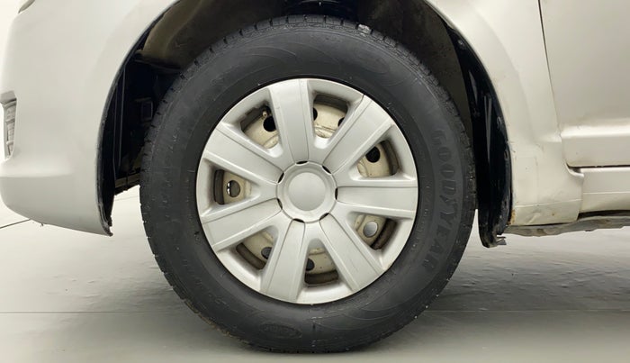 2011 Maruti Swift Dzire LXI, Petrol, Manual, 98,652 km, Left Front Wheel