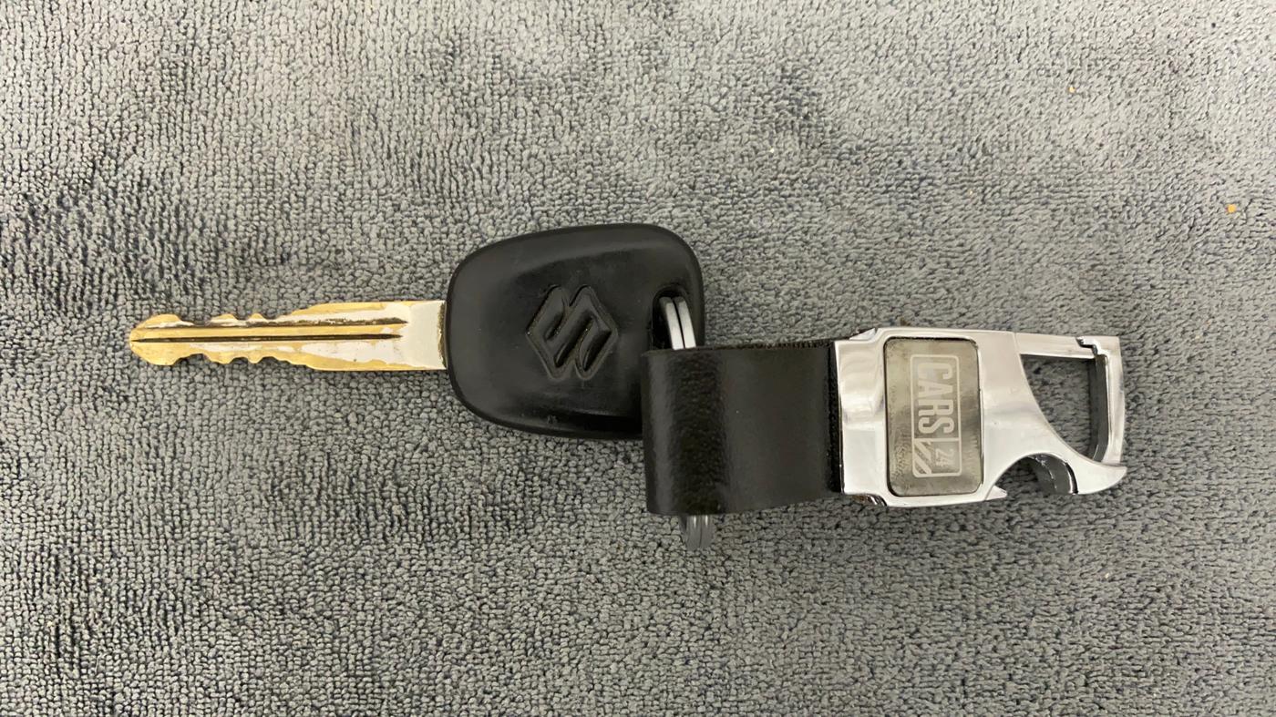 2011 Maruti Swift Dzire LXI, Petrol, Manual, 98,652 km, Key Close Up