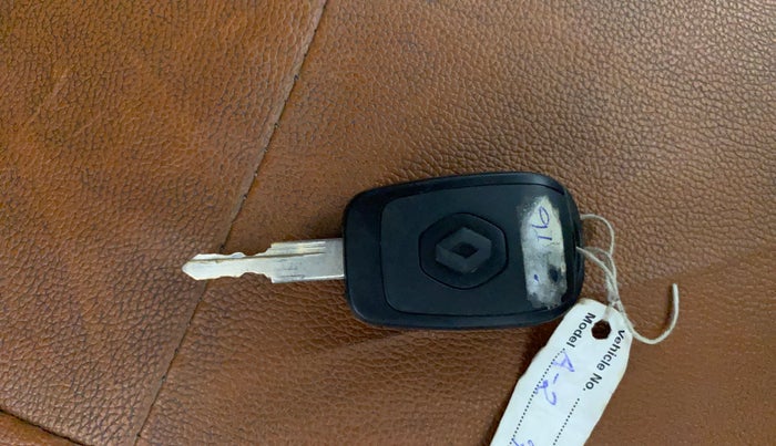 2018 Renault Kwid RXL, Petrol, Manual, 45,338 km, Key Close Up