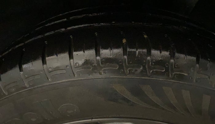 2020 Hyundai GRAND I10 NIOS SPORTZ AMT 1.2 KAPPA VTVT, Petrol, Automatic, 43,991 km, Left Rear Tyre Tread