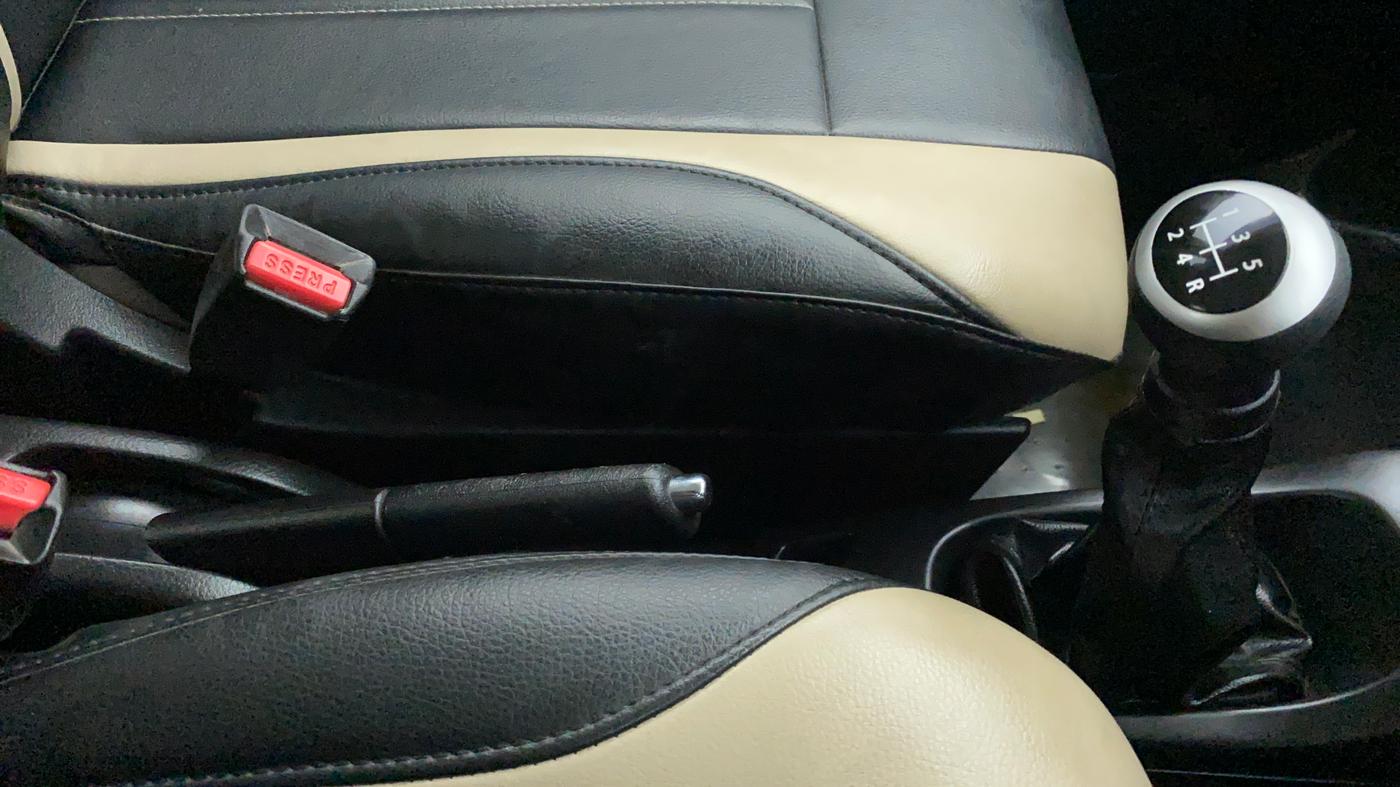 2015 Maruti Wagon R 1.0 VXI, Petrol, Manual, 32,741 km, Gear Lever