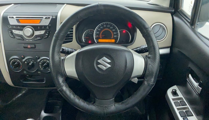 2015 Maruti Wagon R 1.0 VXI, Petrol, Manual, 32,741 km, Steering Wheel Close Up