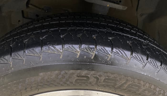 2022 Maruti Grand Vitara ALPHA SMART HYBRID AT, Petrol, Automatic, 34,828 km, Left Front Tyre Tread