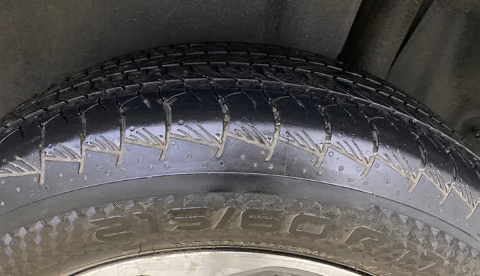 2022 Maruti Grand Vitara ALPHA SMART HYBRID AT, Petrol, Automatic, 34,828 km, Left Rear Tyre Tread