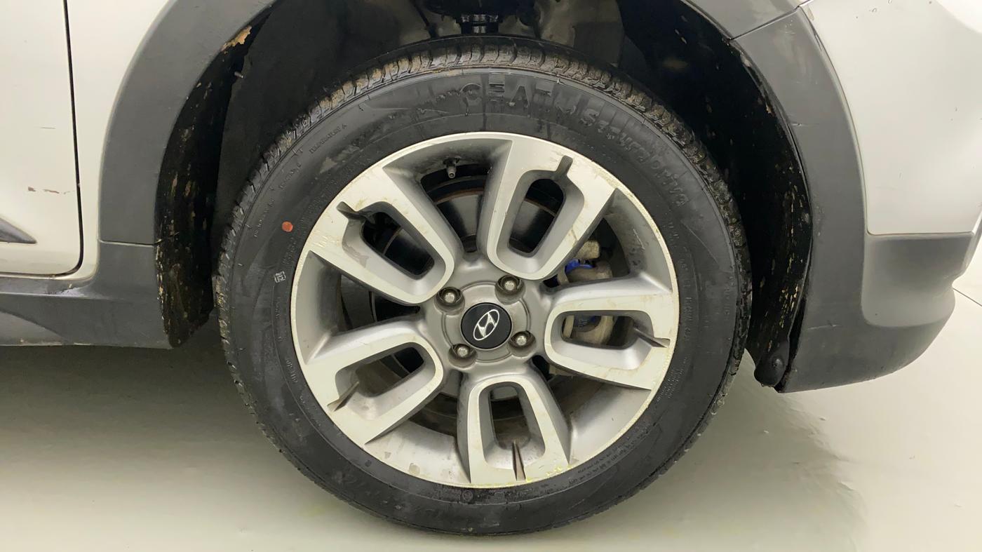 2016 Hyundai i20 Active 1.2 SX, Petrol, Manual, 46,071 km, Right Front Wheel