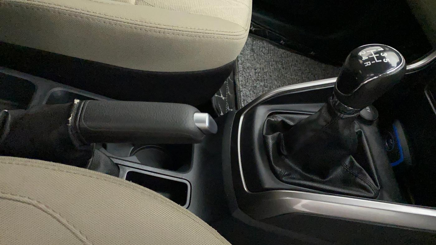 2019 Ford Ecosport TITANIUM + 1.5L PETROL, Petrol, Manual, 32,096 km, Gear Lever