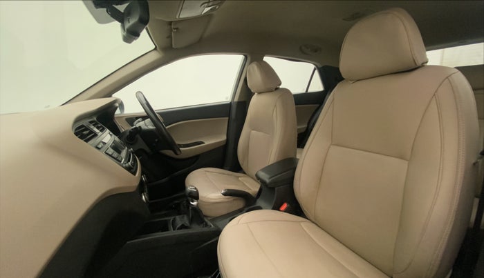 2016 Hyundai Elite i20 ASTA 1.2, Petrol, Manual, 82,023 km, Right Side Front Door Cabin