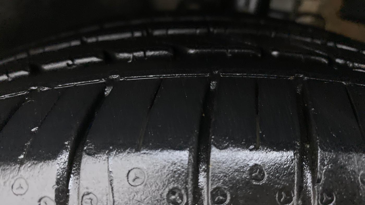 2021 Volkswagen Vento HIGHLINE PLUS 1.0 TSI AT, Petrol, Automatic, 14,335 km, Left Front Tyre Tread