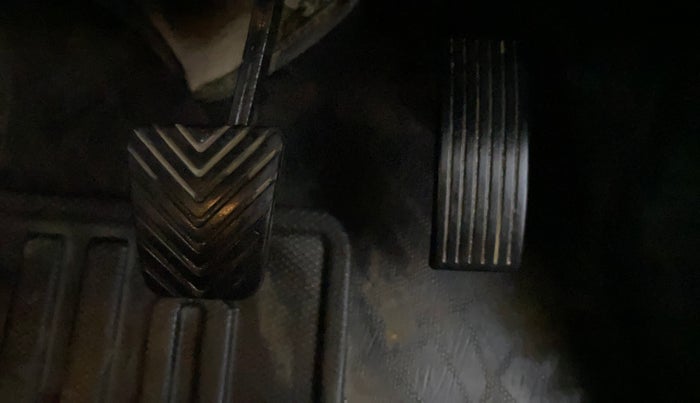 2022 KIA SONET HTK PLUS 1.0 IMT, Petrol, Manual, 75,237 km, Pedals