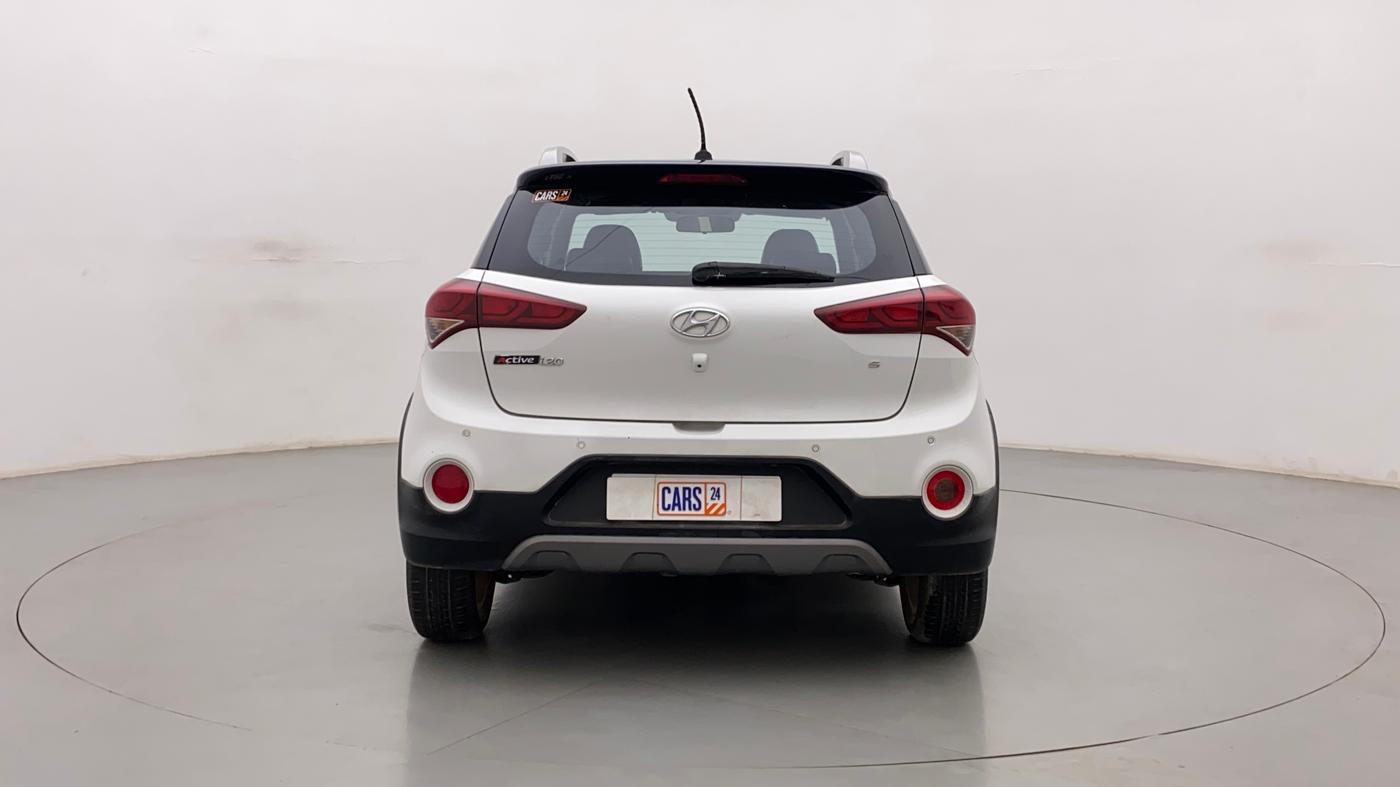 2017 Hyundai i20 Active 1.2 SX DUAL TONE, Petrol, Manual, 52,887 km, Back/Rear