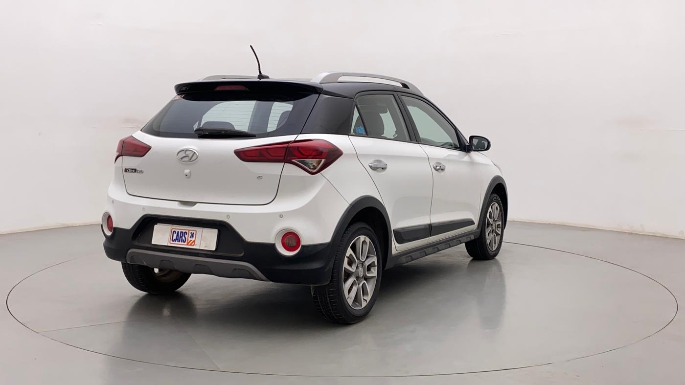 2017 Hyundai i20 Active 1.2 SX DUAL TONE, Petrol, Manual, 52,887 km, Right Back Diagonal
